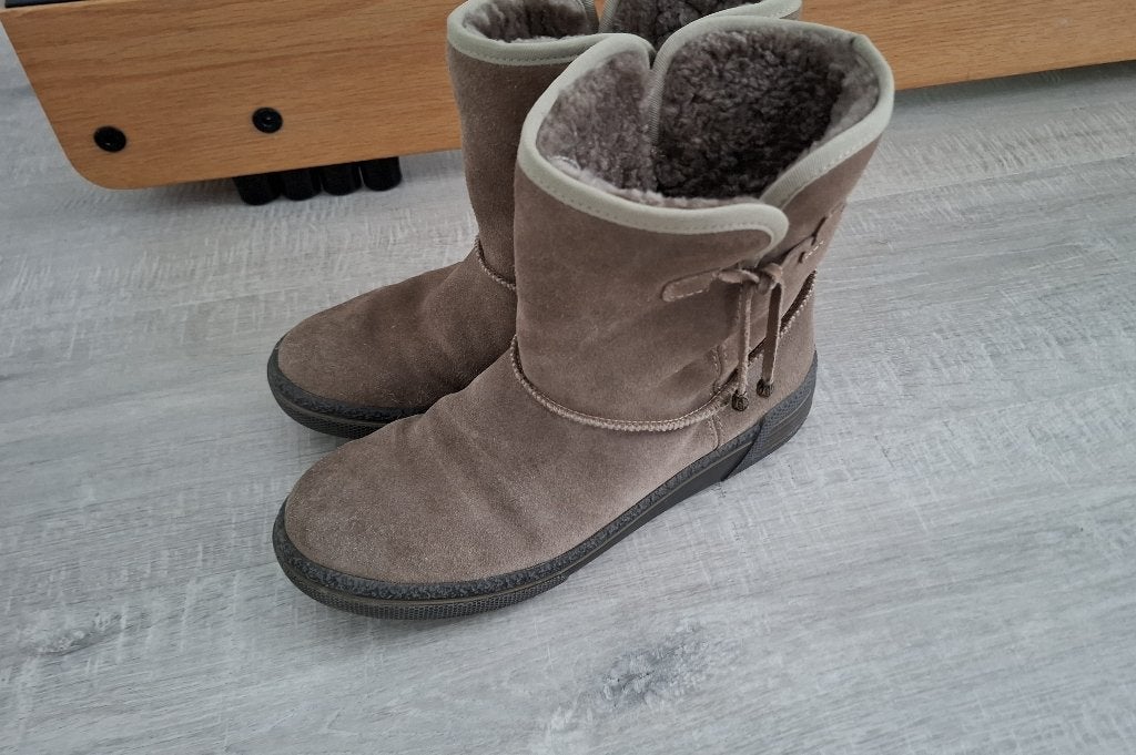 Rieker gevoerde winter laarzen - maat 38, Kleding | Dames, Beige, Lage of Enkellaarzen, Ophalen of Verzenden, Zo goed als nieuw