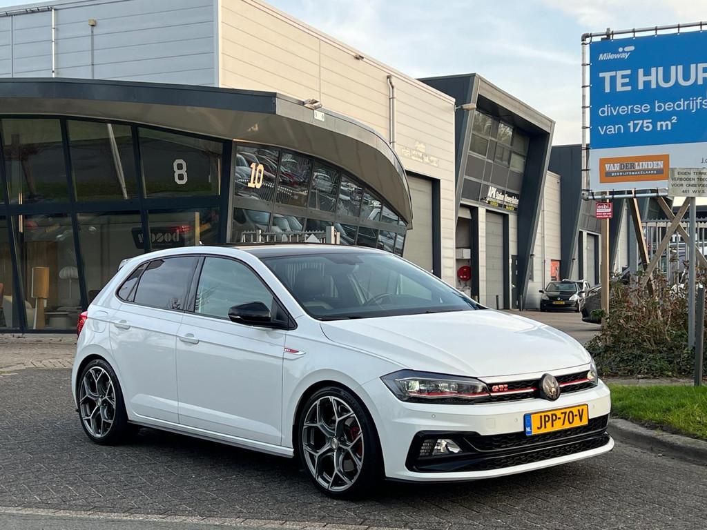 Volkswagen POLO 2 G 2.0 TSI GTI DSG-7 LED NAVI CARPLAYY, Gebruikt, 4 cilinders, 1984 cc, Leder en Stof