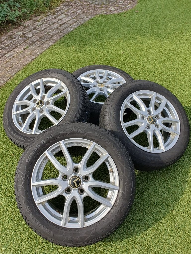 Vredestein Wintrac 205/55 R16 winterbanden met velgen, Ophalen, Gebruikt, 16 inch, Banden en Velgen