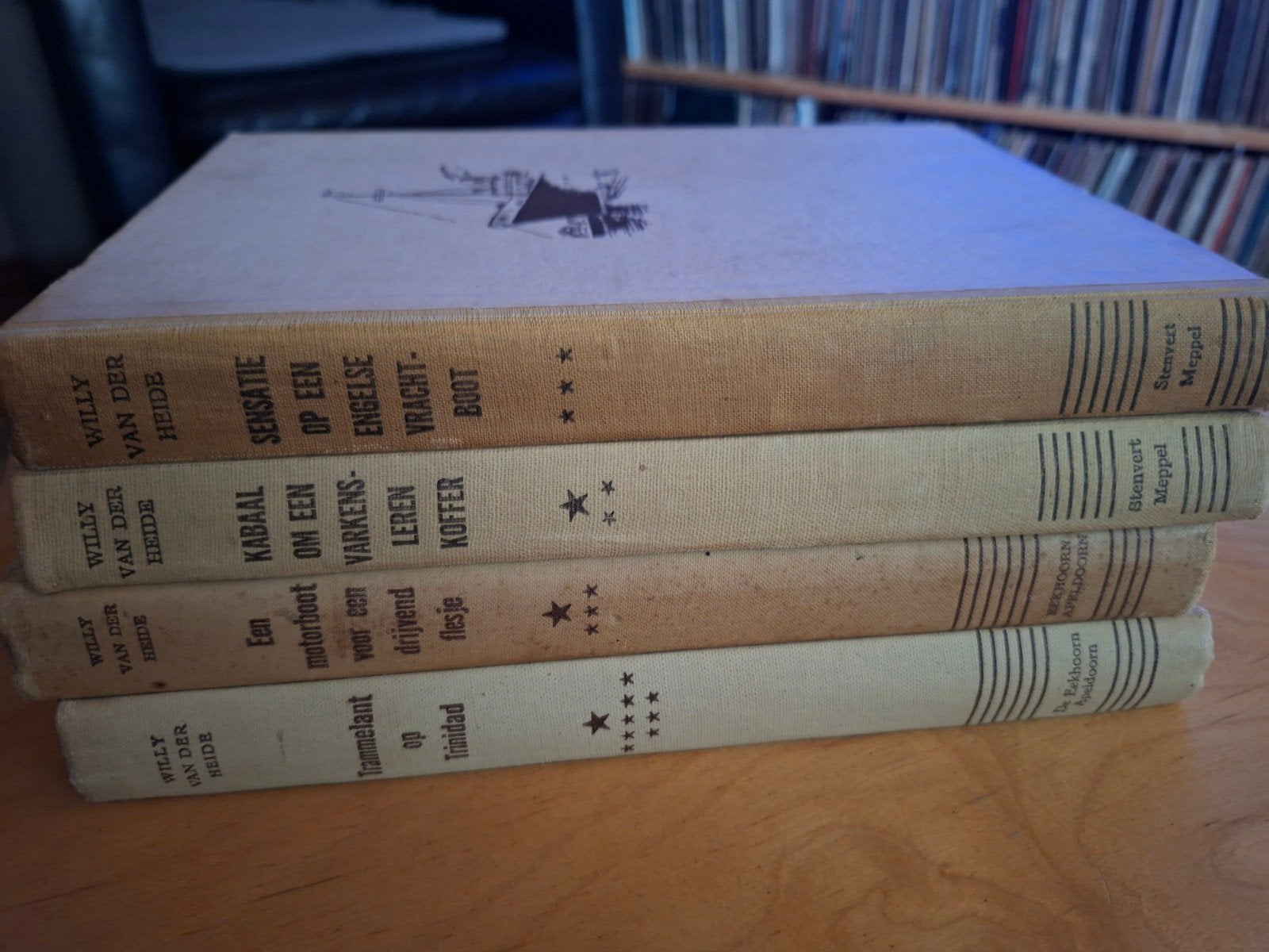4 Oude Bob Evers Boeken - Willy van der Heide, Ophalen of Verzenden, Gelezen, Willy van der Heide