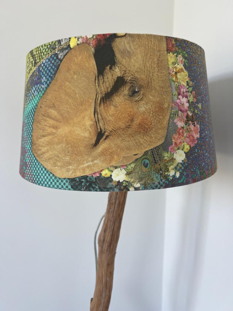 Twee lampenkappen te koop met vrolijke dierenprints, Gebruikt, Overige kleuren, 25 tot 50 cm, Rond