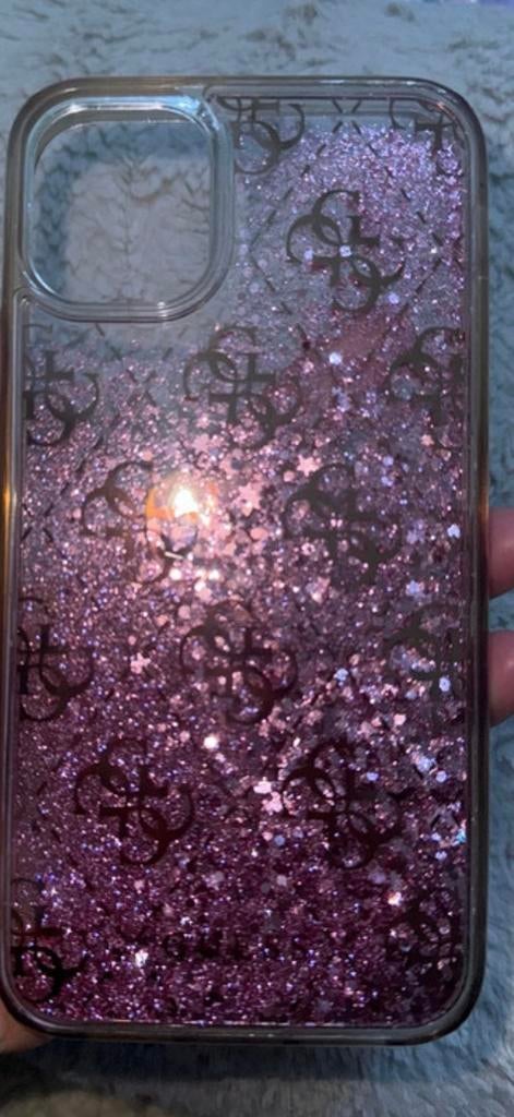 Guess Glitter Hoesje voor iPhone 11 - Roze, Kunststof, IPhone 11, Ophalen of Verzenden, Zo goed als nieuw