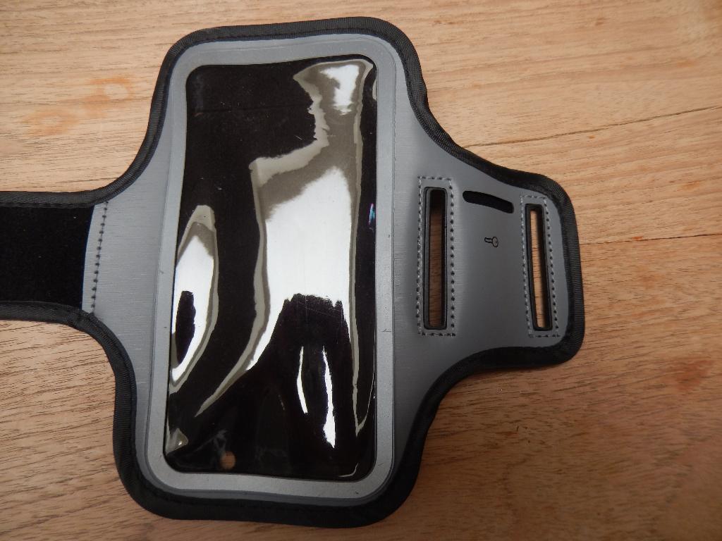 Hardlooparmband - Sportarmband - hardloop / sport armband, Overige merken, Overige typen, Ophalen of Verzenden, Zo goed als nieuw