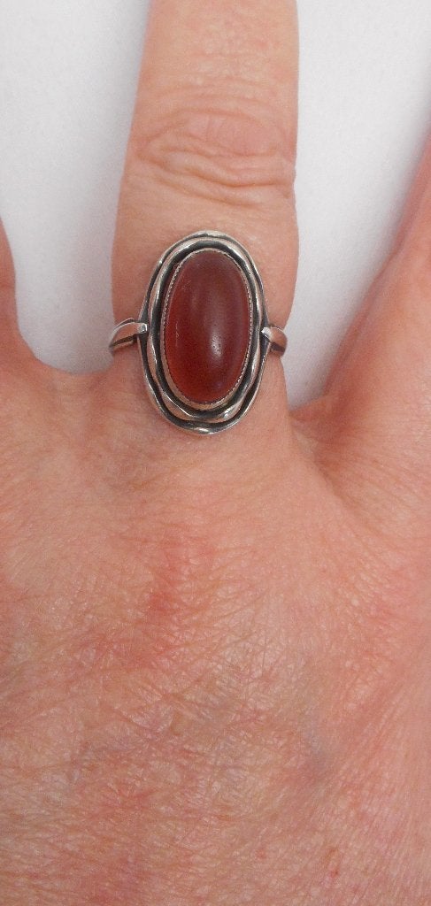 Zilveren antieke ring met carneool maat 17,5 nr.1710, Sieraden, Tassen en Uiterlijk, Antieke sieraden, Verzenden, Zilver, Ring