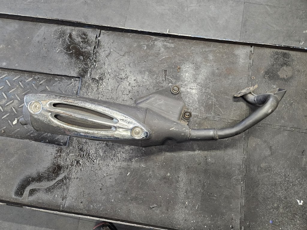 Uitlaat Orgineel TGB Nieuw 2Takt morini motor, Niet ingevuld, Verzenden, Niet ingevuld, Zo goed als nieuw