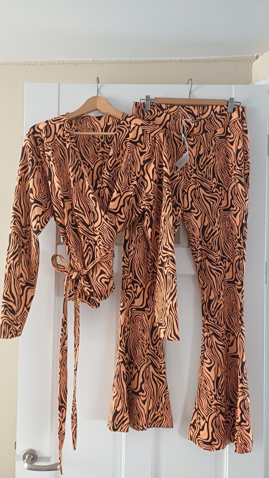 Stieglitz Zebra Print Co-ord Set (Top & Broek), Kleding | Dames, Dames-kledingpakketten, Nieuw, Maat 42/44 (L), Ophalen of Verzenden