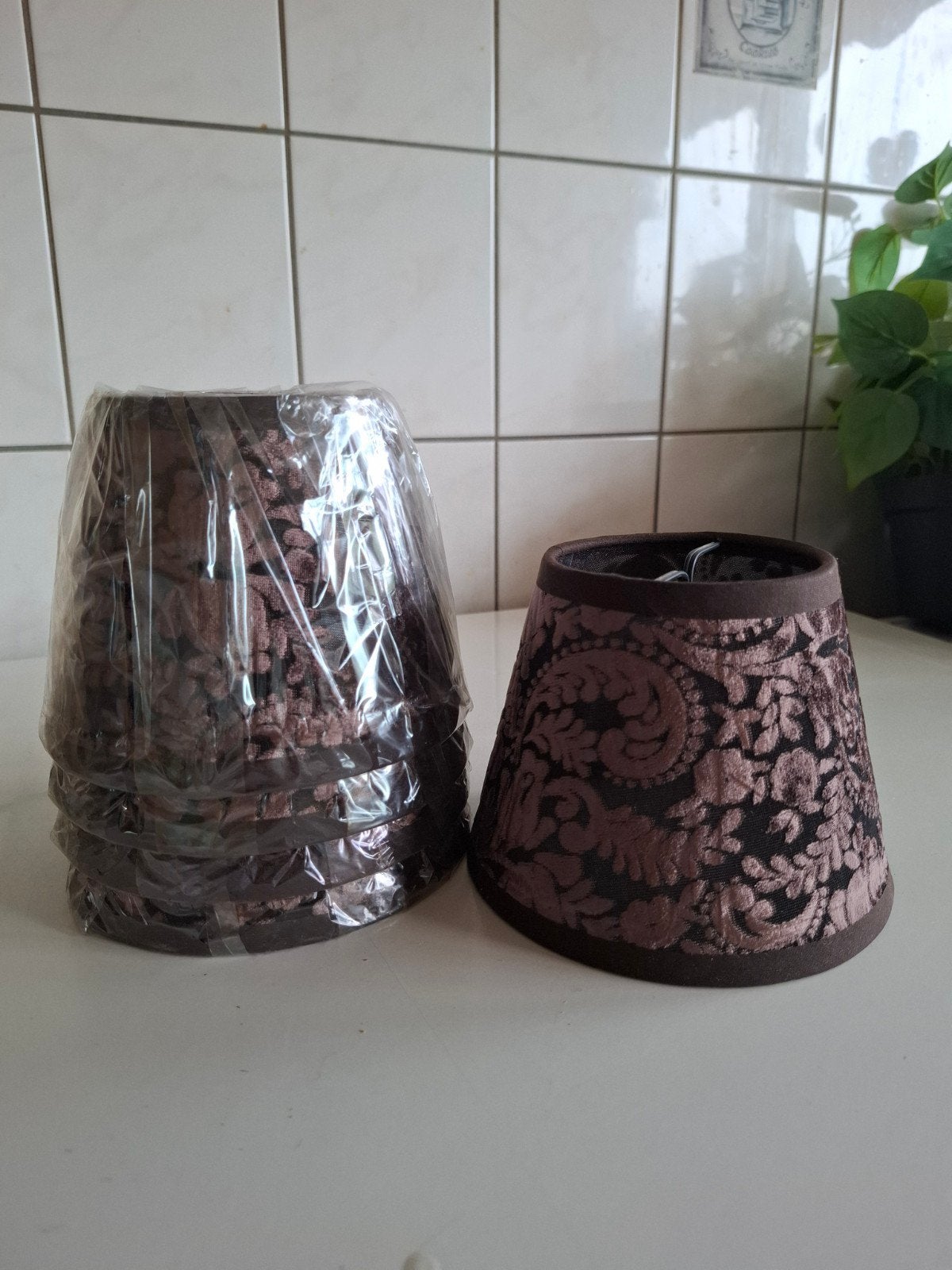 5 Bruine Flock Klemkapjes NIEUW !, Huis en Inrichting, Lampen | Lampenkappen, Ophalen of Verzenden, Bruin