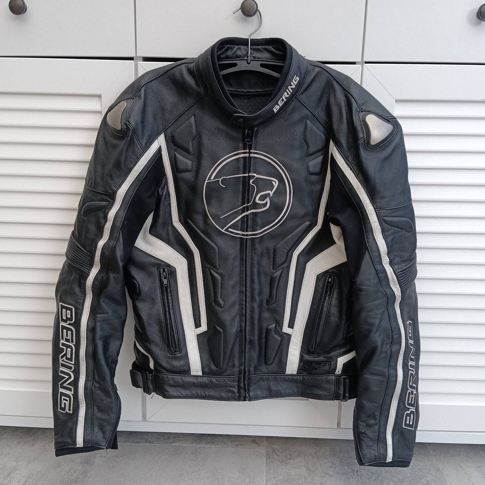 Bering leren motorjas met uitneembare voering en protectie, Motoren, Kleding | Motorkleding, Ophalen of Verzenden, Tweedehands