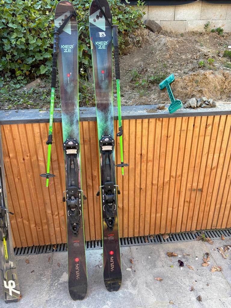 Wed'ze Samurai 700 ski's met bindingen en skistokken, 160 tot 180 cm, Gebruikt, Skiën, Ski's