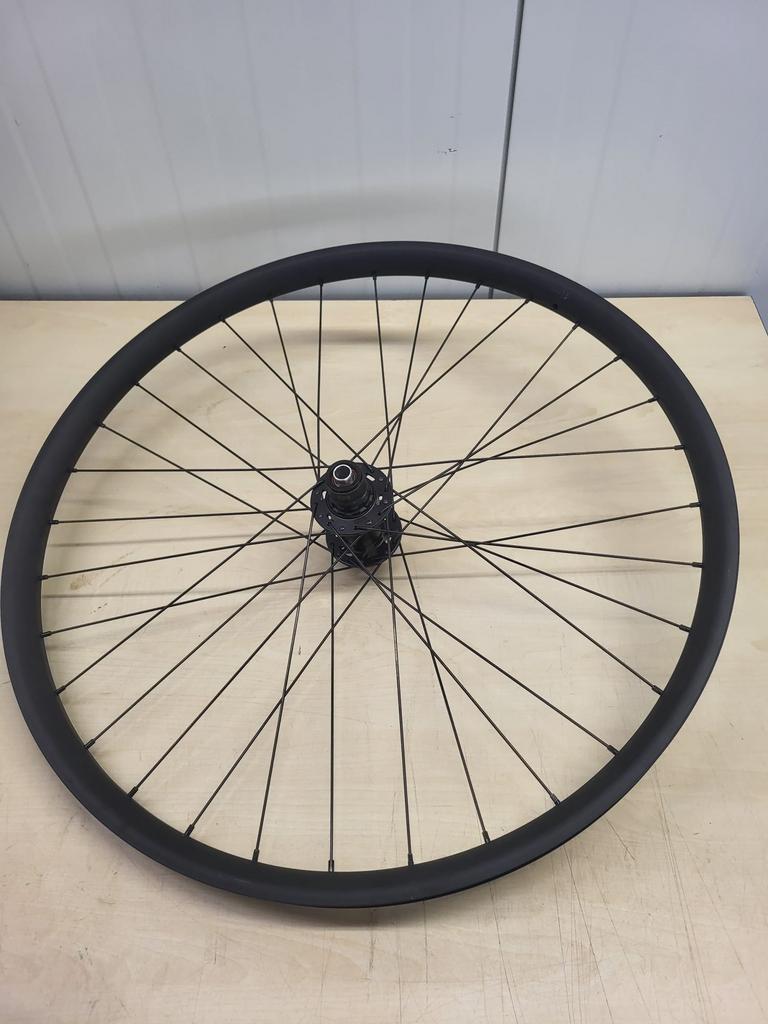 Specialized Trail V3 27,5’’ 28H 6B disc MTB achterwiel, Ophalen of Verzenden, Nieuw