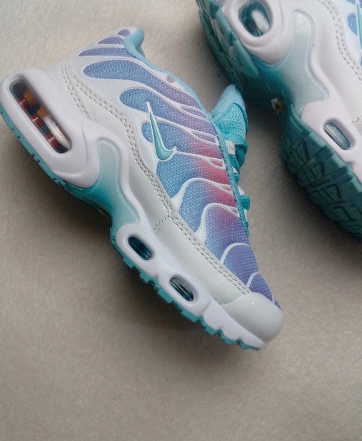 Nike Air Max Tuned sneakers maat 28, Ophalen of Verzenden, Nieuw, Jongen of Meisje