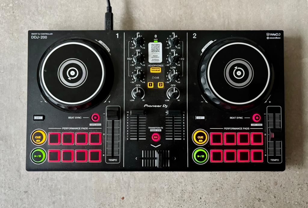 Nieuwe Pioneer DDJ200 met tas, Ophalen of Verzenden, Zo goed als nieuw, Pioneer