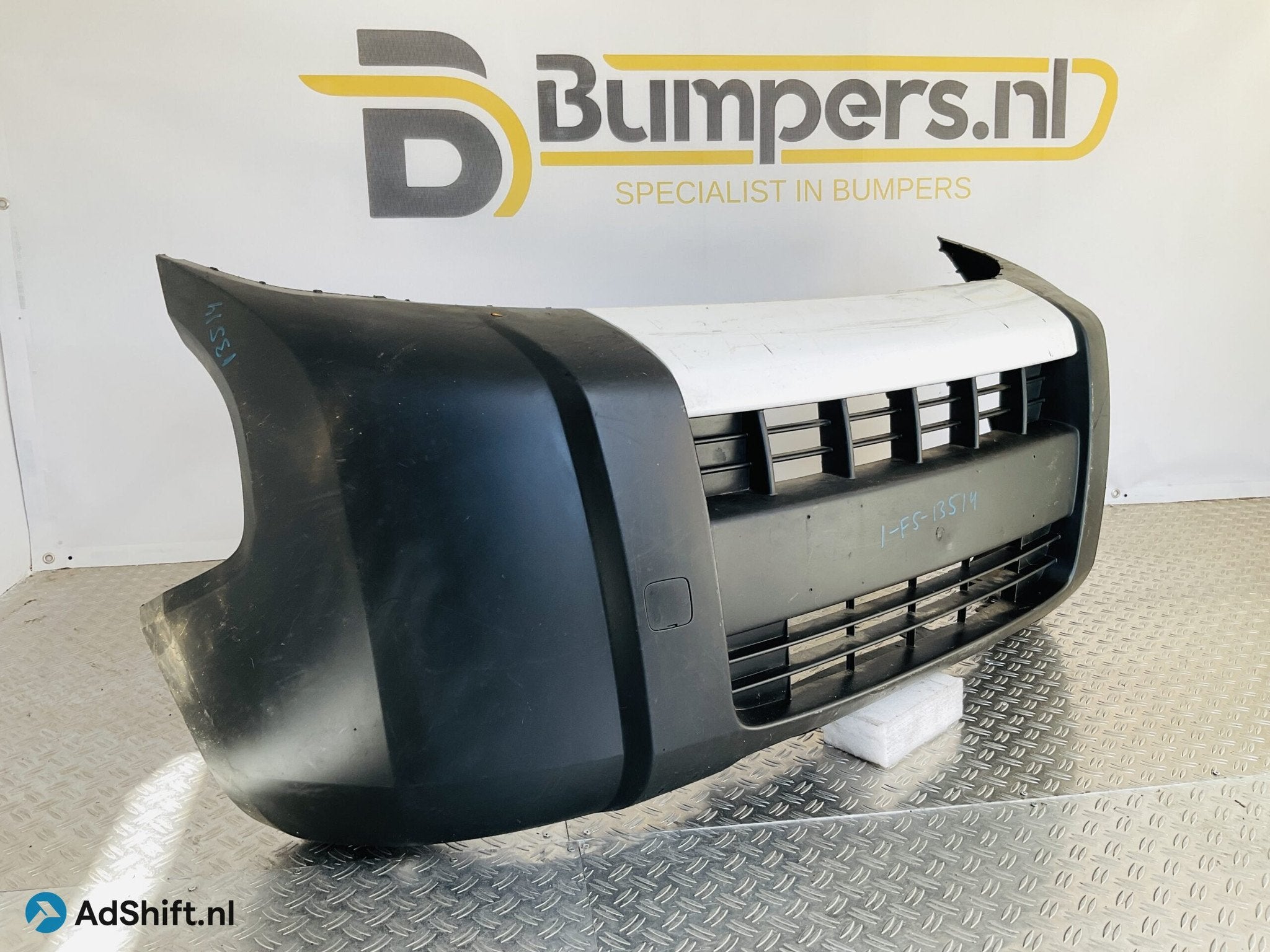 Bumper Citroen Nemo Peugeot Bipper Fiat Fiorino 1308778070 V, Bumper