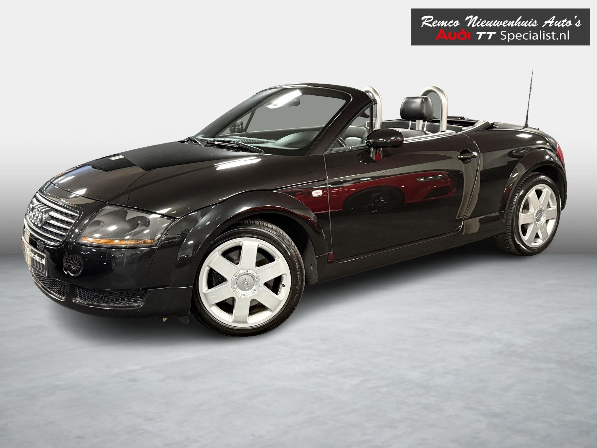 Audi TT Roadster 1.8 5V Turbo quattro 180pk Nieuwe Kap, Auto's, Audi, TT, Zwart, 4 cilinders, Cabriolet