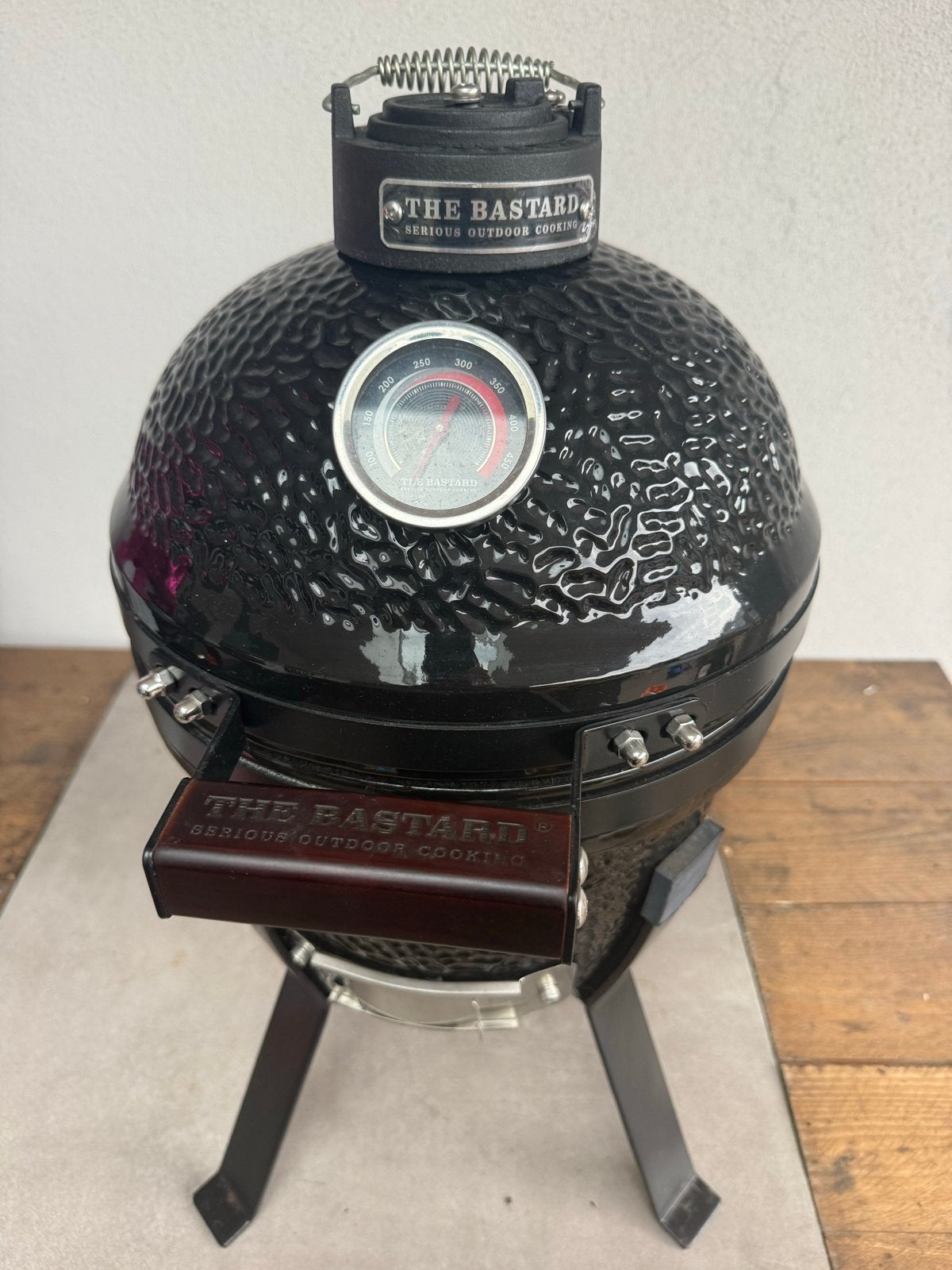 The Bastard Compact Kamado BBQ - Zo goed als nieuw, Ophalen, Zo goed als nieuw