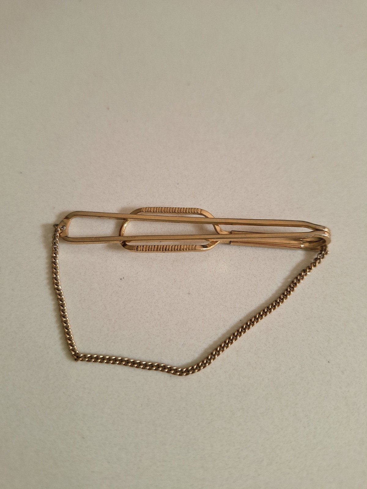 Vintage Engelse Stratton Imitatie Gouden Dasspeld, Antiek en Kunst, Ophalen of Verzenden
