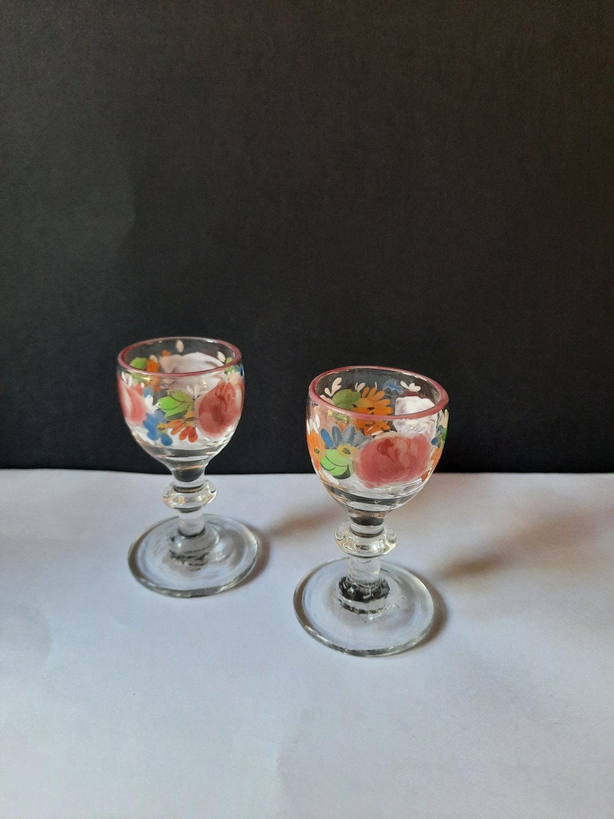 Kleine biedemeier likeur glaasjes, Ophalen of Verzenden