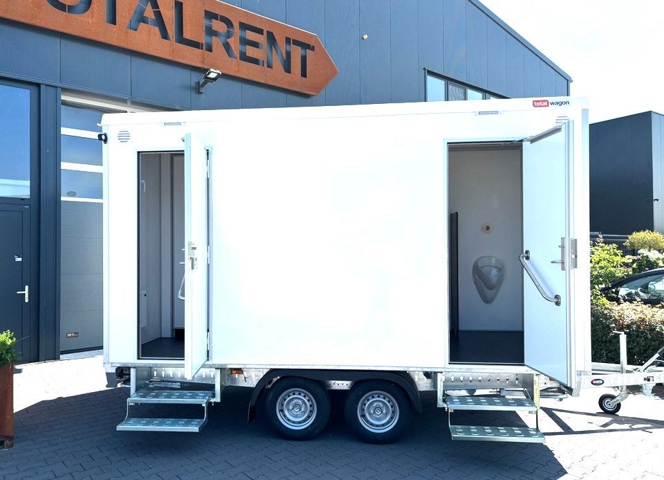 Te koop uit voorraad 2-1-2 toiletwagen de luxe uitv, Ophalen, Totalwagon, Info@totalwagon.nl, Stirlingstraat 5 Beek
