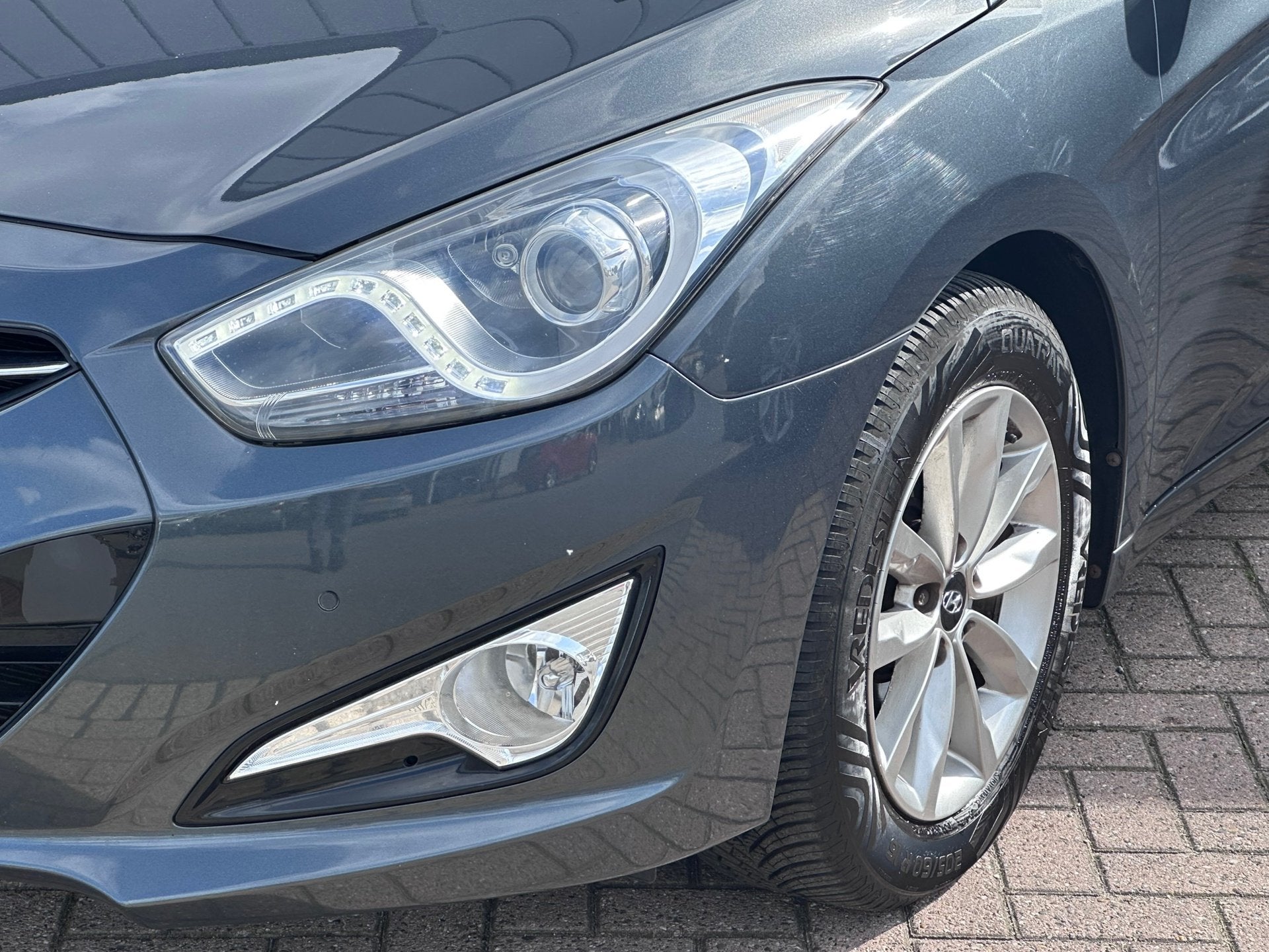 Hyundai I40 Wagon 2.0 GDI Business Edition PANO TREKHAAK CAM, Auto's, Stof, Zwart, 4 cilinders, 700 kg