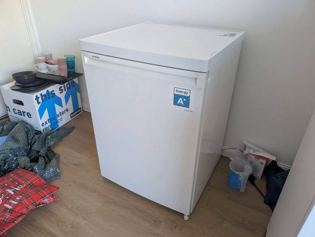 Koelkast met vriesvak, Witgoed en Apparatuur, Koelkasten en IJskasten, Gebruikt, 60 cm of meer, 100 tot 150 liter, Energieklasse A of zuiniger