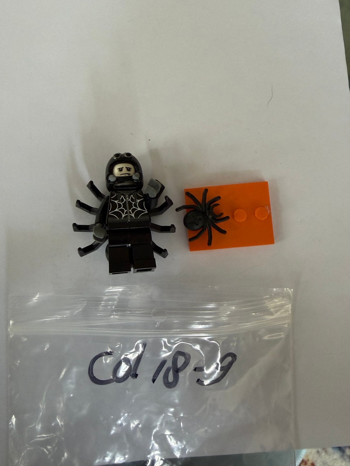 LEGO Minifiguur Col18-9 Spinnenpak Man (Spider Suit Guy), Kinderen en Baby's, Ophalen of Verzenden, Zo goed als nieuw