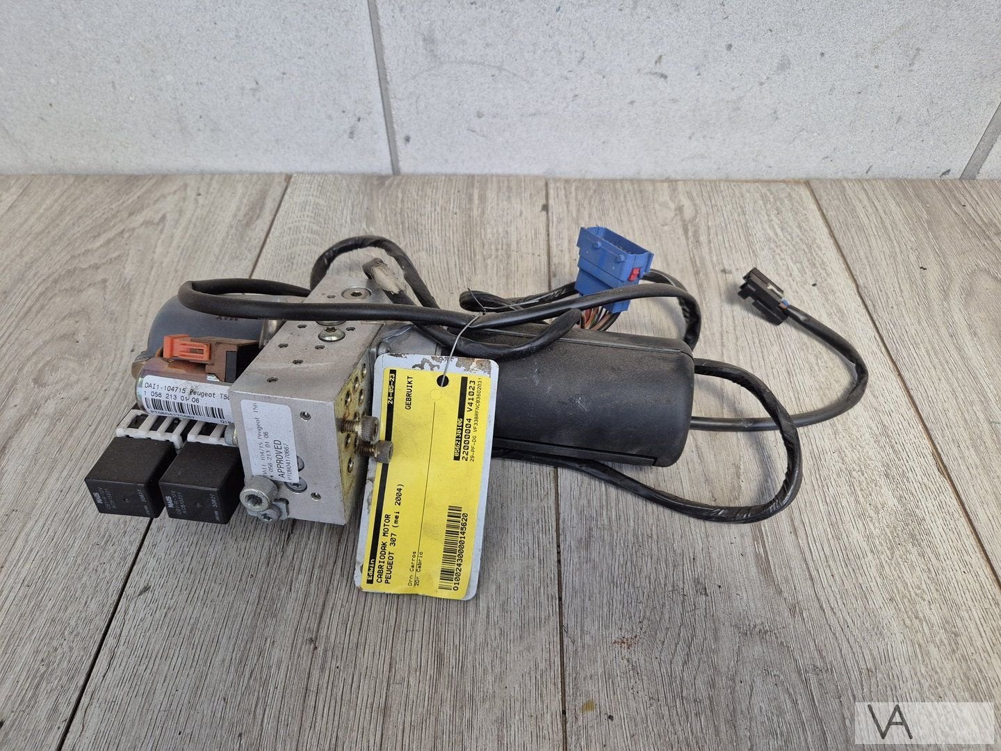 Peugeot 307 cc 307cc cabrio dakpomp dakmotor dai1-104715 €75, Gebruikt, -, -, Ophalen of Verzenden