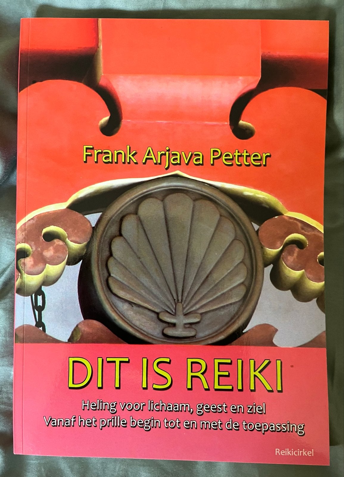 Dit Is Reiki: Heling voor lichaam, geest en ziel, Achtergrond en Informatie, Spiritualiteit algemeen, Ophalen of Verzenden, Zo goed als nieuw