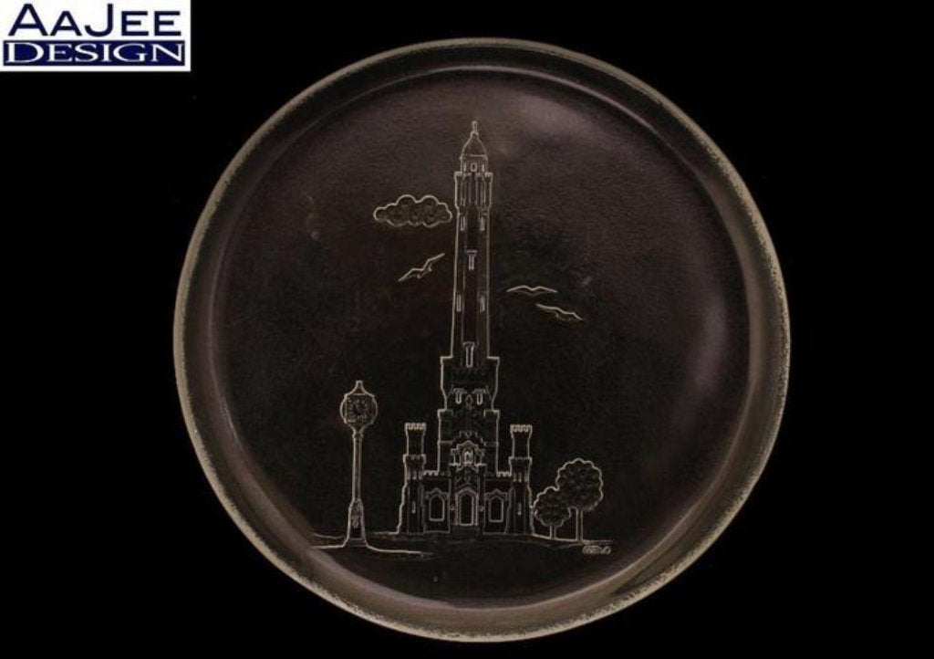 Glazen schaal groot - Gin - Met afbeelding kerk - Artglass, Huis en Inrichting, Gebruikt, Schaal, Rond, Ophalen of Verzenden