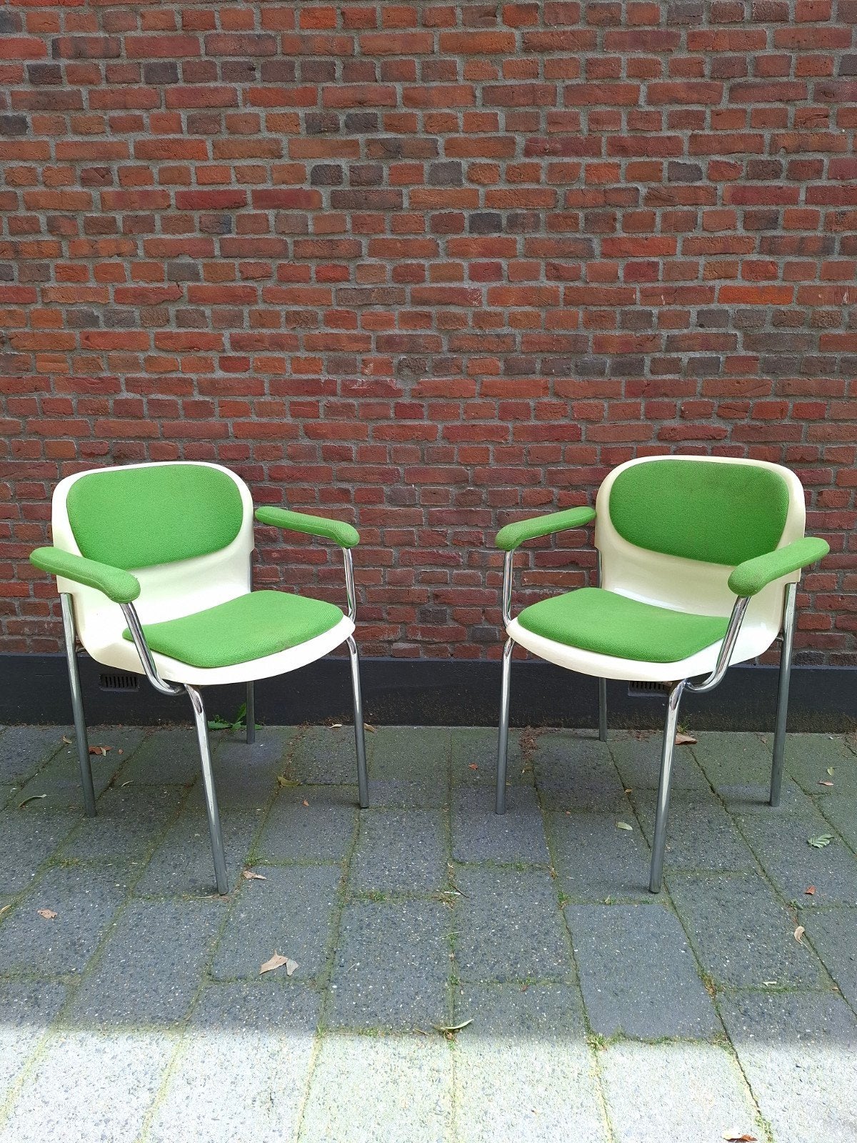Design stoelen Swing Drabert vintage stoel 2 stuks stijlvol, Antiek en Kunst, Kunst | Designobjecten, Ophalen, Stoel, Groen