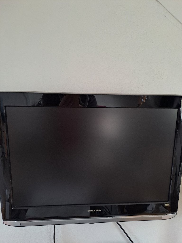 Salora LED TV -afstandsbediening- 26 inch- muurbeugels-, Audio, Tv en Foto, 50 Hz, Minder dan 40 cm, Ophalen, Overige merken