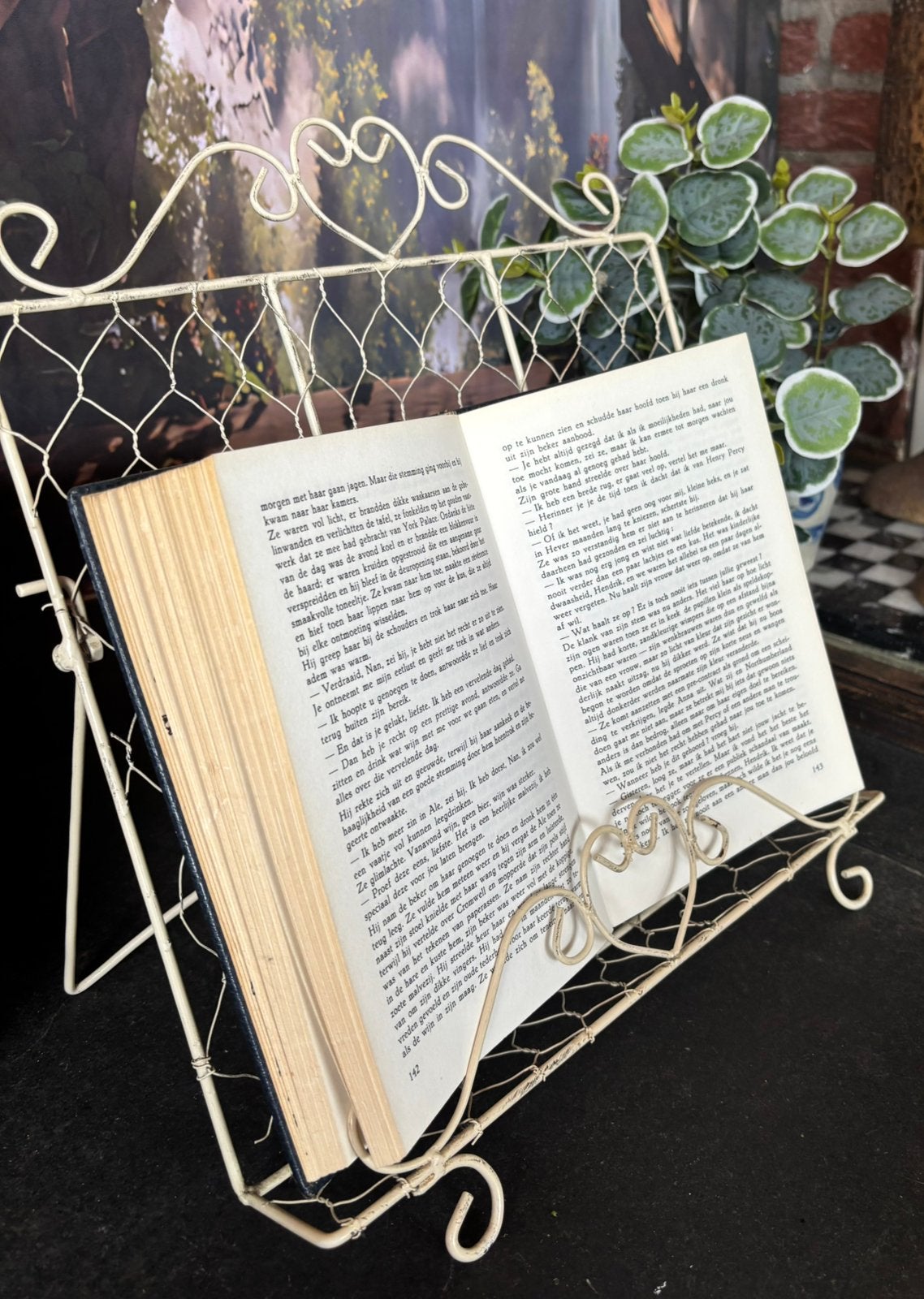 Brocante royale roomwitte boek/schilderijstandaard 38x32cm, Ophalen of Verzenden