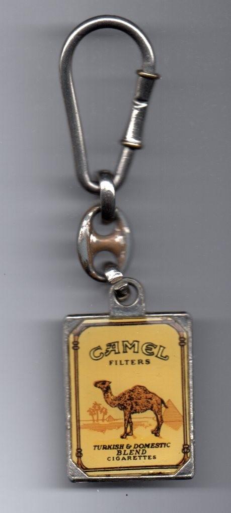 Camel sigaretten reclame sleutelhanger Blend Cigarettes 1960, Verzenden, Gebruikt, Overige typen