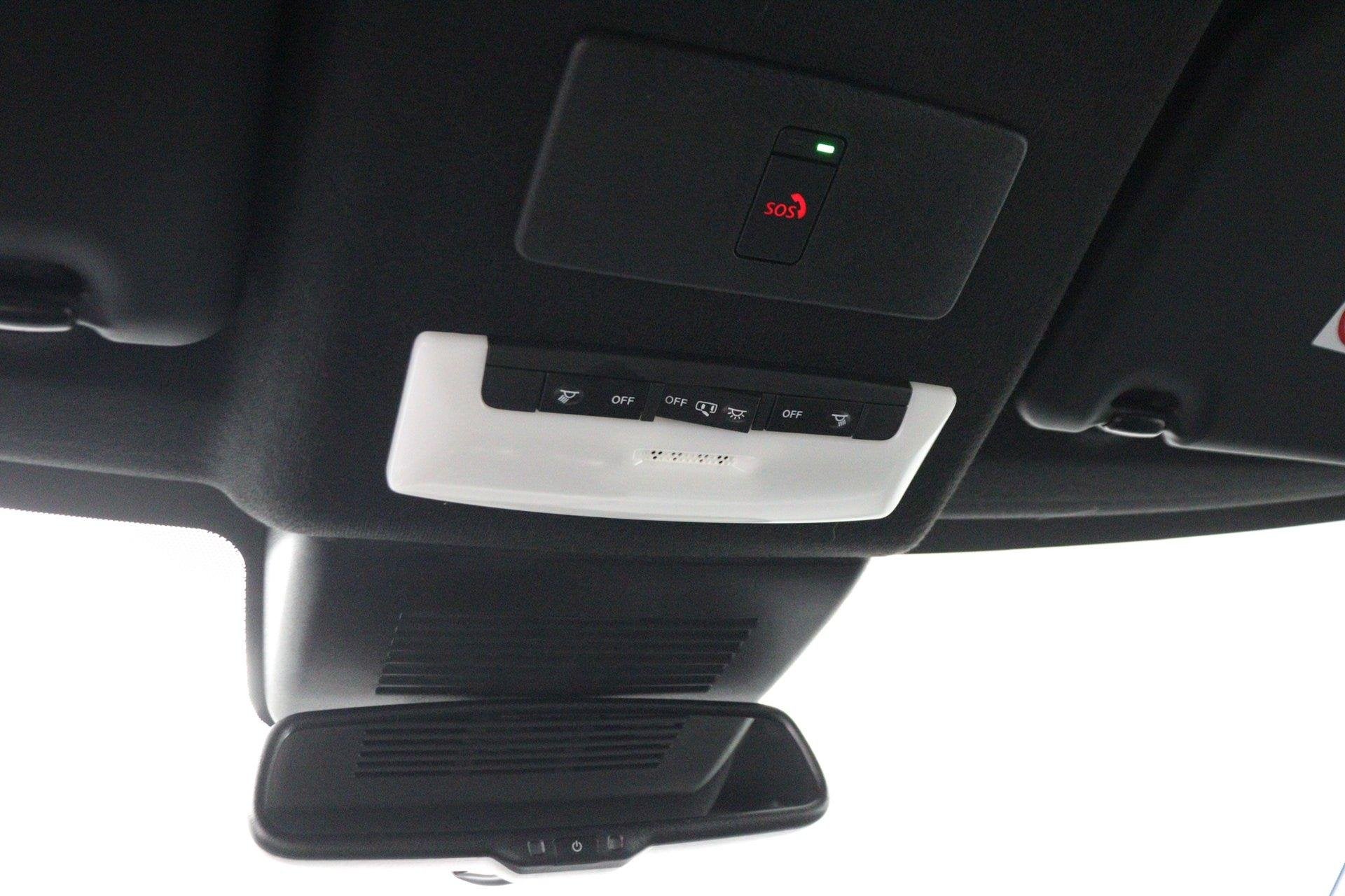 Foto 26 van Nissan Juke 1.0 DIG-T N-Connecta Automaat | Apple Carplay/An