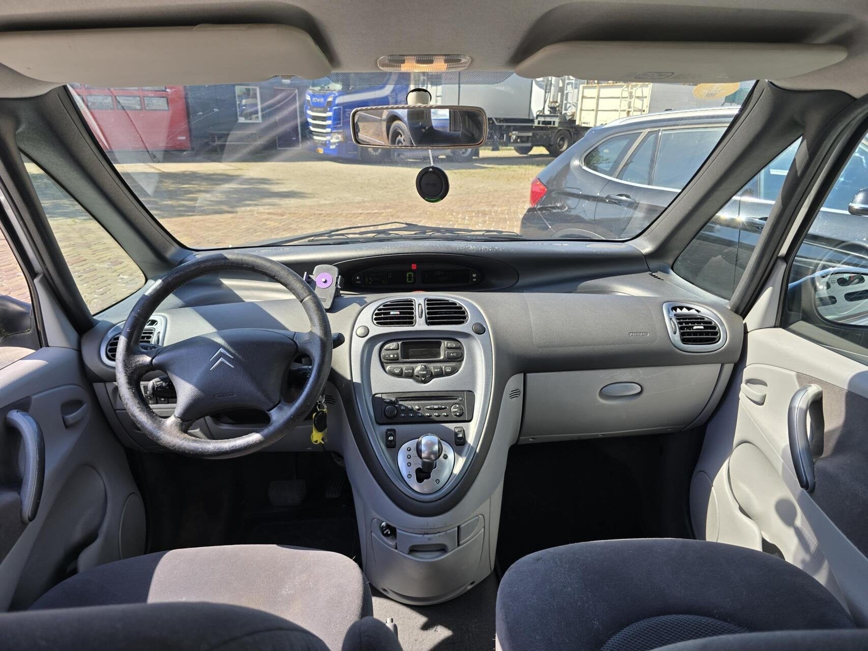 Citroen Xsara Picasso 2.0i-16V Attraction Automaat Cruise/PD, Auto's, Citroën, 136 pk, 4 cilinders, 700 kg, Origineel Nederlands