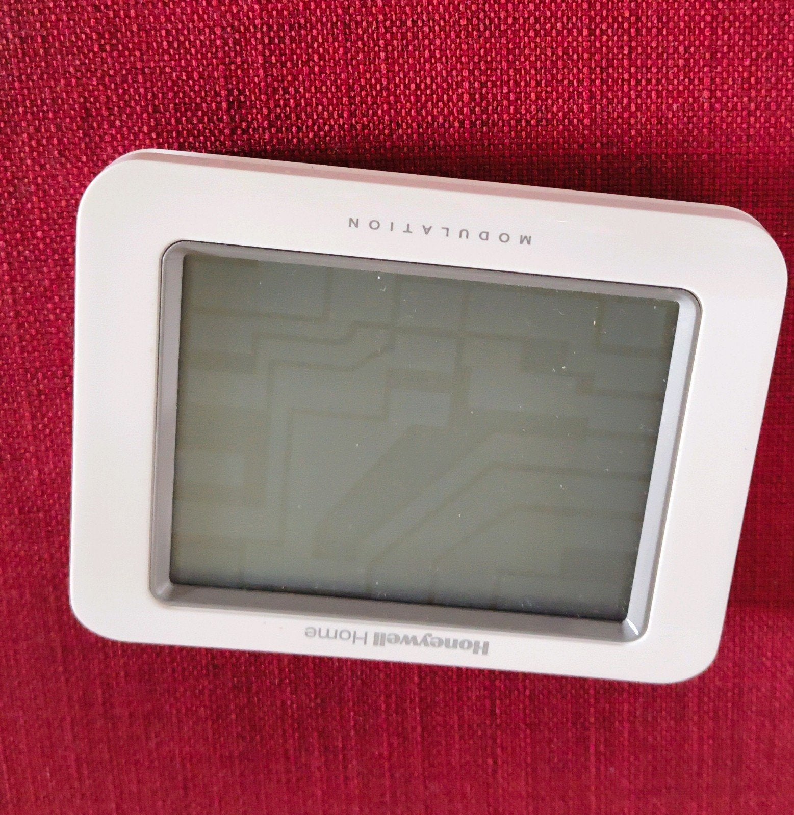 Honeywell modulerende thermostaat met touchscreen., Thermostaat, Gebruikt, Minder dan 30 cm, Minder dan 60 cm