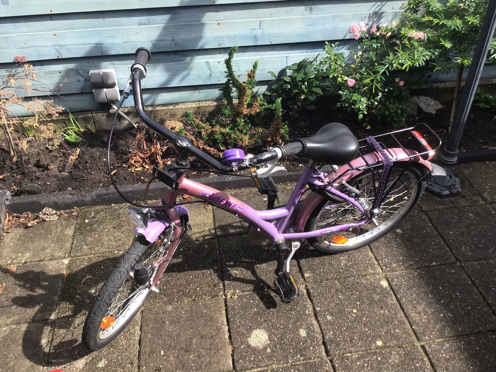 Kinderfiets Loekie, Fietsen en Brommers, Ophalen, Zo goed als nieuw, 20 inch, Handrem