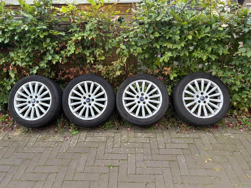 Ford Mondeo 17” velgen 215/50 R17 zomerbanden, Ophalen, Banden en Velgen, 17 inch, Personenwagen