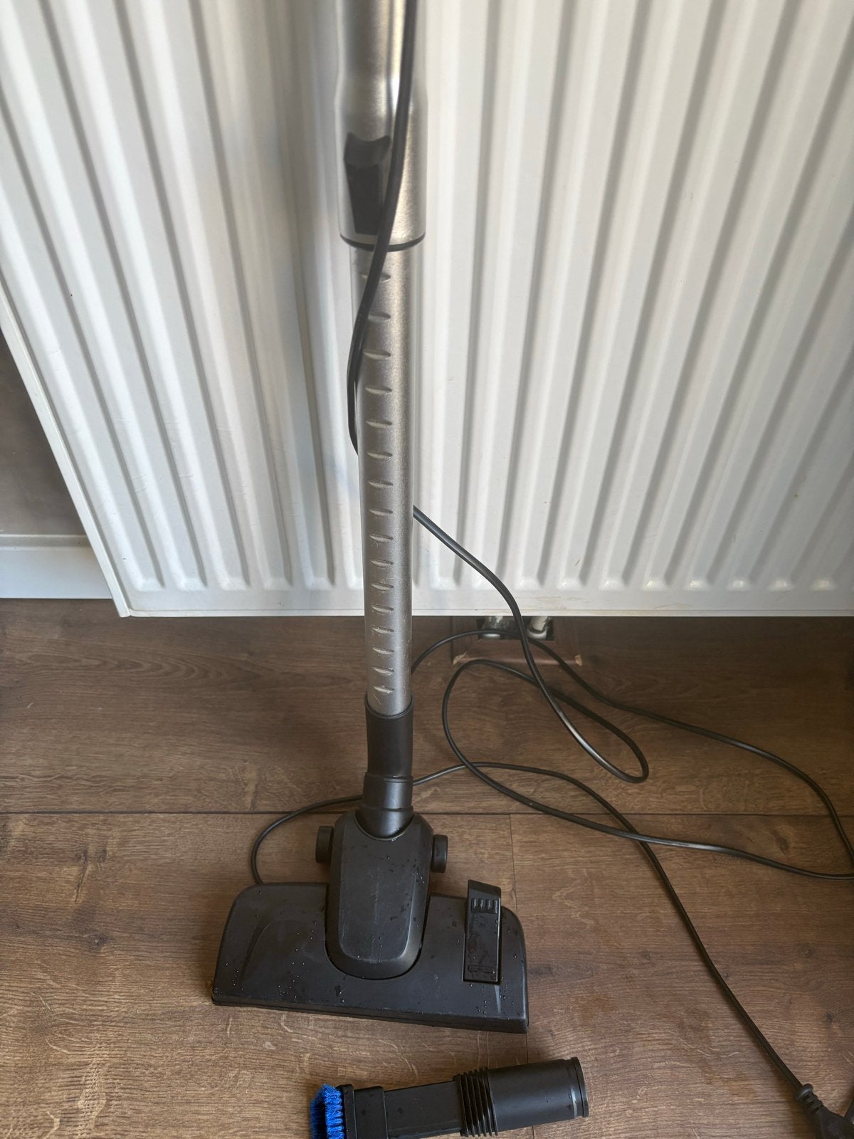 Steelstofzuiger met snoer, Gebruikt, Ophalen of Verzenden, Minder dan 1200 watt, Reservoir