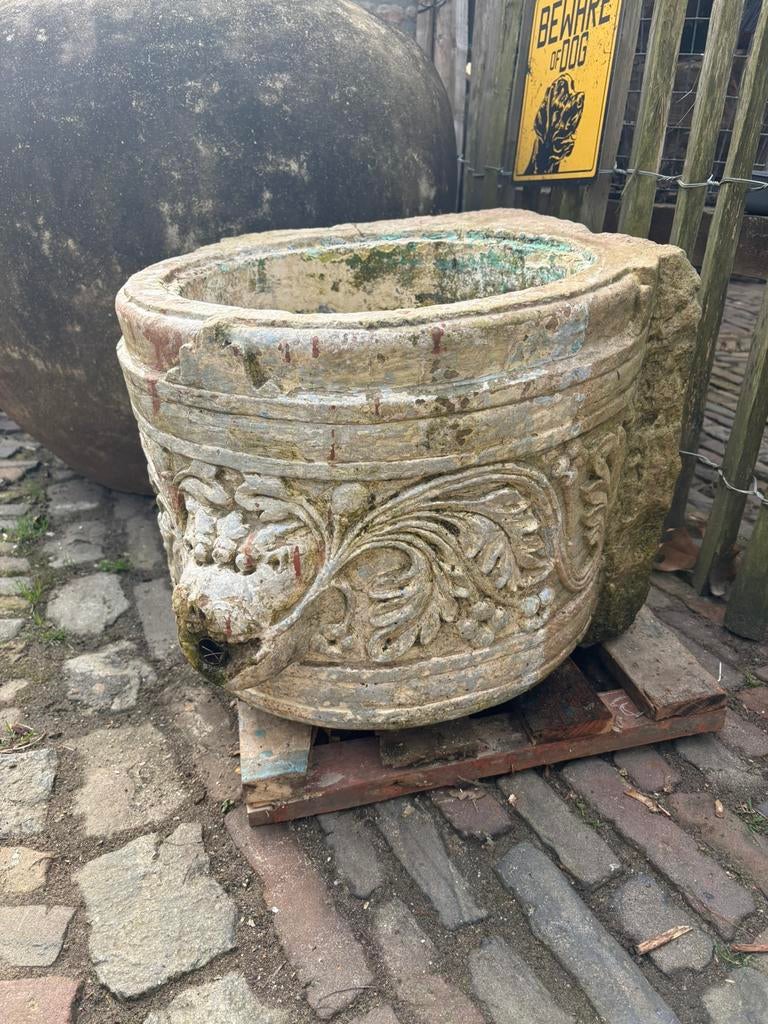 Oude stenen bak - deel van een fontijn, Tuin en Terras, Ophalen, Gebruikt, Hardsteen, Waterornament