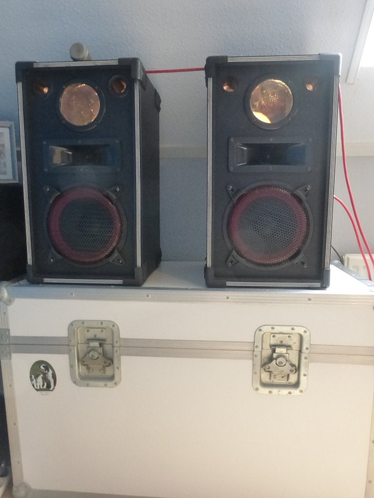 Skytec party / karaoke set met microfoon en discoverlichting, Ophalen, Gebruikt, Complete set