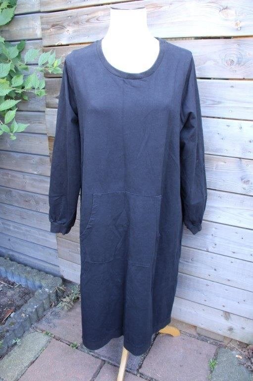 Jurk zwart Zhenzi mt M (46/48) Vaste prijs, Zhenzi, Zwart, Maat 46/48 (XL) of groter, Ophalen of Verzenden