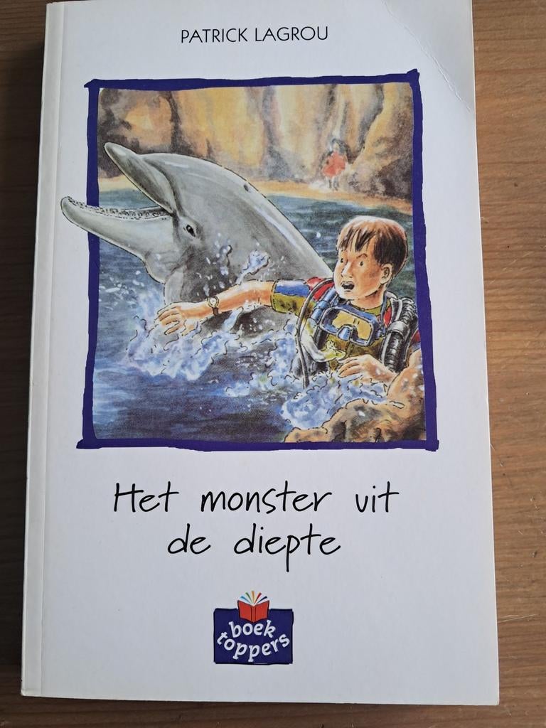 Het monster uit de diepte - Patrick Lagrou, Ophalen of Verzenden, Zo goed als nieuw
