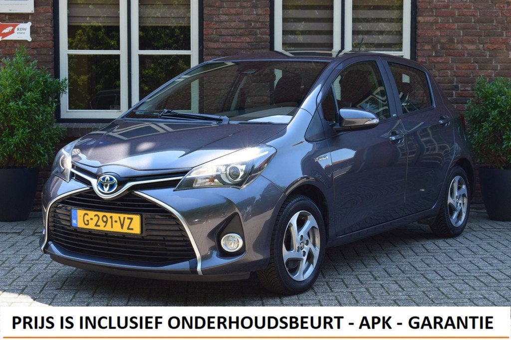 Toyota Yaris 1.5 Hybrid Aspiration Camera | Stoelverwarming, Auto's, Toyota, Bedrijf, Te koop, Yaris, ABS, Achteruitrijcamera