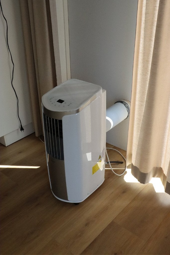 Te koop: Qlima P 432 mobiele airco met afvoerslang, Ophalen, Minder dan 60 m³, 3 snelheden of meer, Zo goed als nieuw