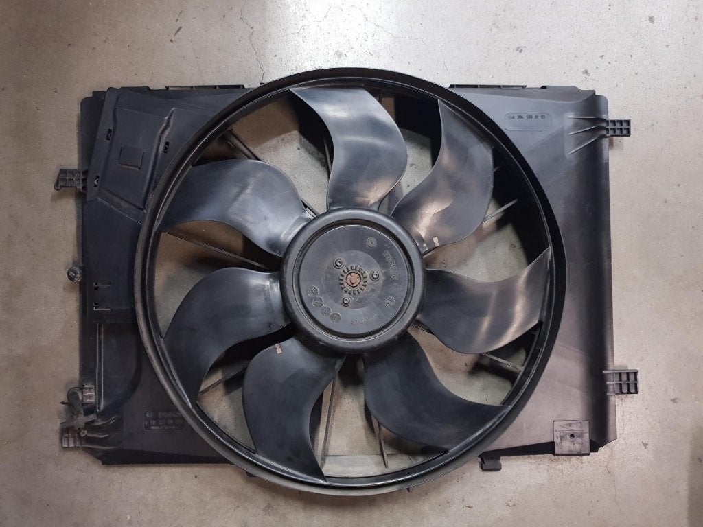 Koelvin Mercedes W212 E-Klasse W204 C-Klasse A2045000193, Gebruikt, Mercedes-Benz, Niet ingevuld, Niet ingevuld