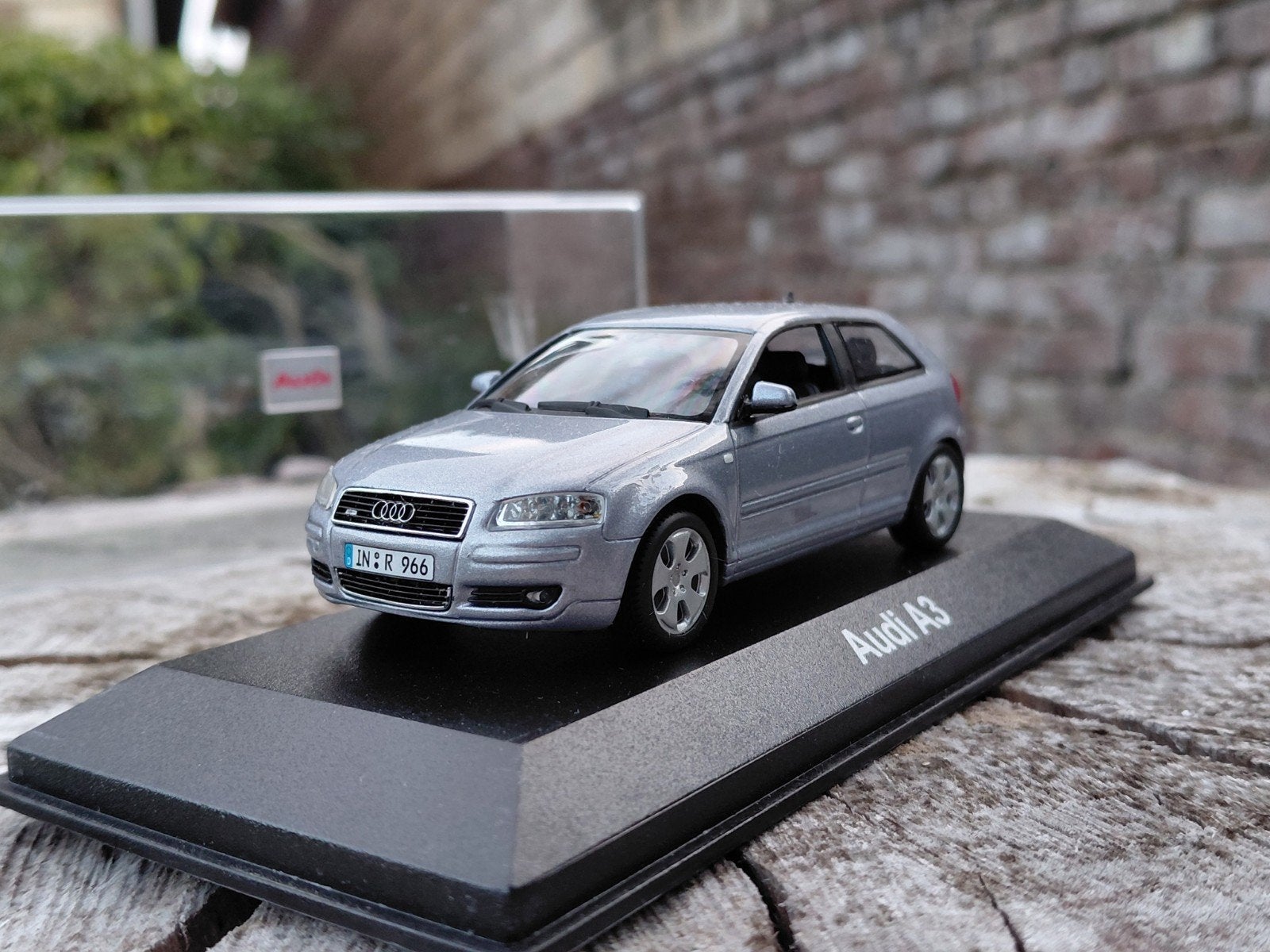 Audi A3 8P 3.2 quattro 2003-2005 Akoyasilber 1/43 Minichamps, Ophalen of Verzenden, Zo goed als nieuw, Auto, MiniChamps