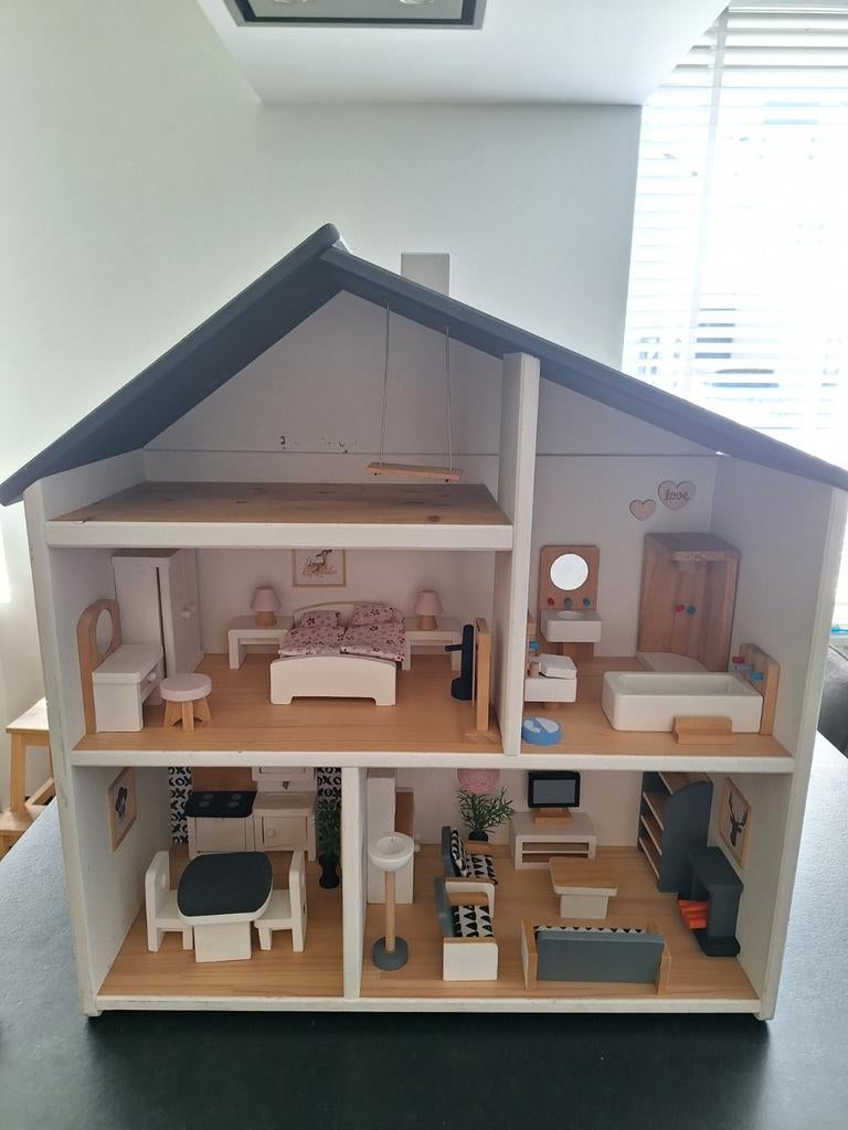 Super leuk gepimpt poppenhuis met accessoires, Ophalen, Poppenhuis