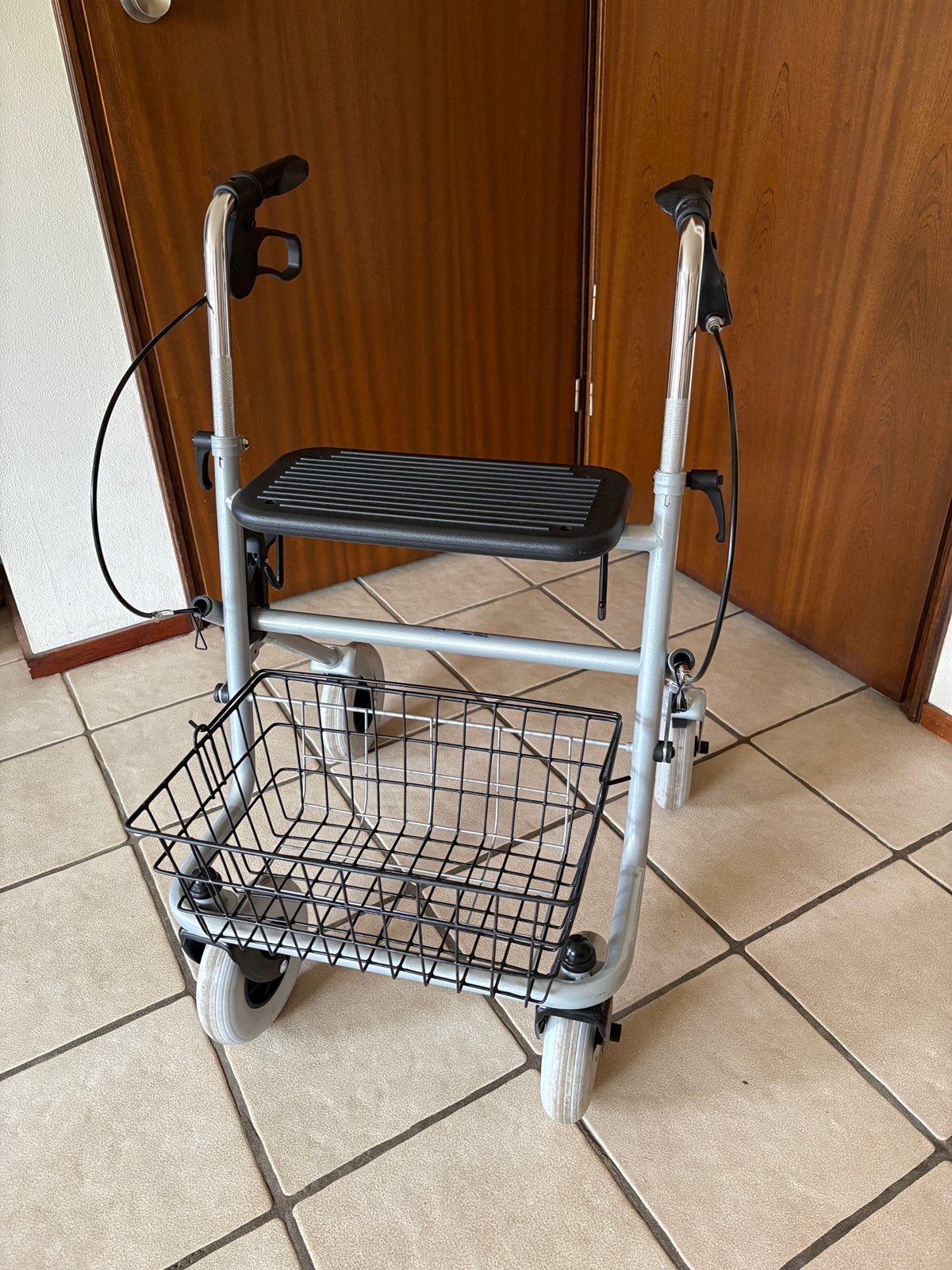 Sundo homecare rollator (met doos) in goede staat!, Diversen, Ophalen, Gebruikt