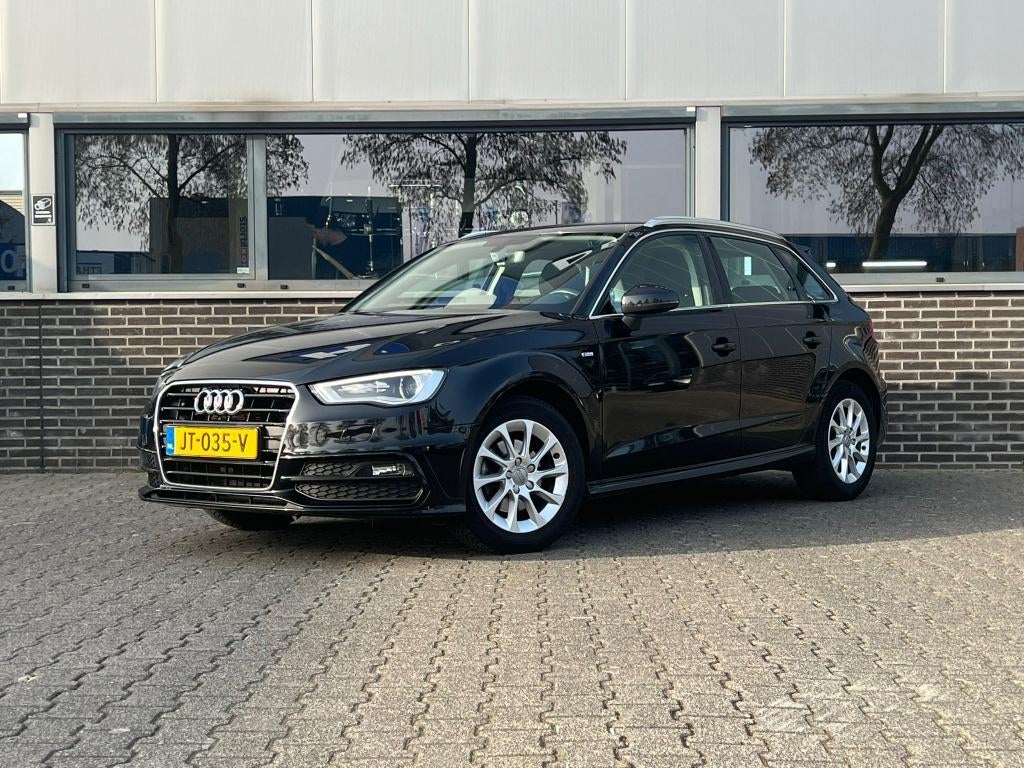 Audi A3 Sportback 1.4 Tfsi 150pk Aut. Adrenalin 2016 Zwart, Auto's, Stof, 4 cilinders, 1210 kg, Origineel Nederlands