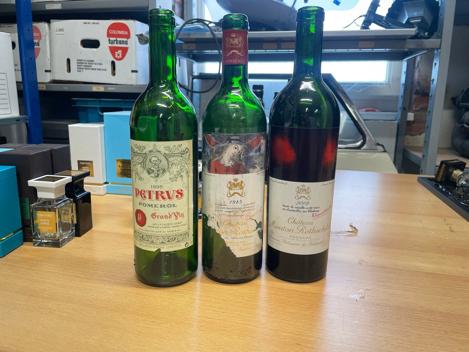 Lege wijnflessen van Petrus en Château Mouton Rothschild, Ophalen of Verzenden, Gebruikt, Frankrijk, Rode wijn